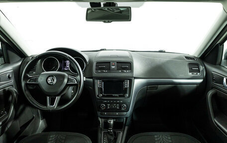 Skoda Yeti I рестайлинг, 2015 год, 1 179 898 рублей, 13 фотография