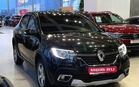 Renault Logan II, 2019 год, 1 050 000 рублей, 3 фотография