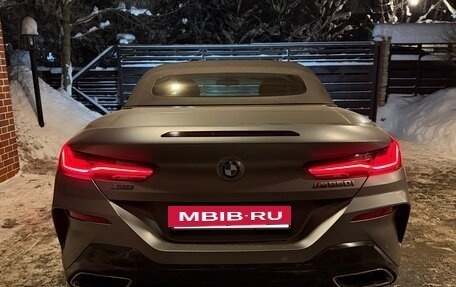 BMW 8 серия, 2021 год, 10 500 000 рублей, 2 фотография