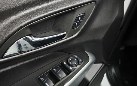 Chevrolet Trax, 2024 год, 1 670 000 рублей, 14 фотография