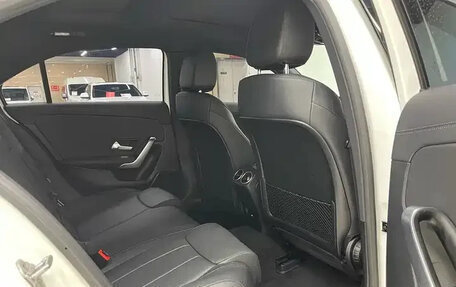 Mercedes-Benz A-Класс, 2023 год, 1 820 666 рублей, 13 фотография