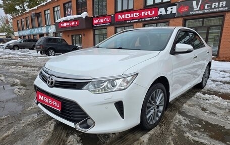 Toyota Camry, 2016 год, 2 080 000 рублей, 1 фотография