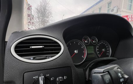 Ford Focus II рестайлинг, 2006 год, 550 000 рублей, 6 фотография