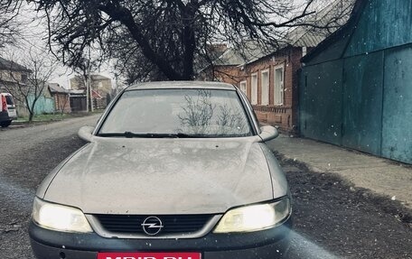 Opel Vectra B рестайлинг, 1998 год, 230 000 рублей, 3 фотография