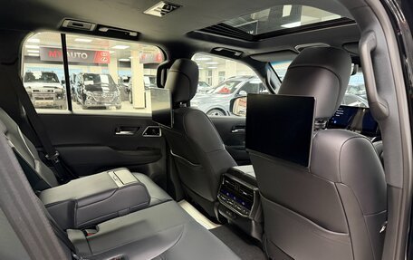 Toyota Land Cruiser, 2025 год, 15 499 000 рублей, 24 фотография