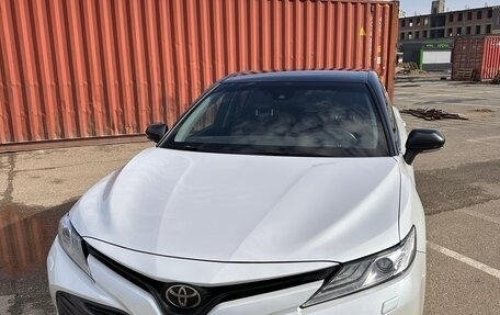 Toyota Camry, 2020 год, 2 800 000 рублей, 9 фотография