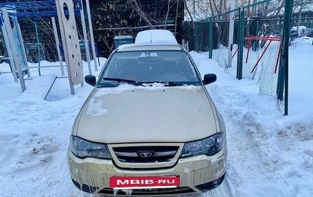 Daewoo Nexia I рестайлинг, 2011 год, 200 000 рублей, 2 фотография