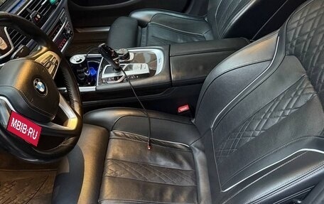 BMW 7 серия, 2017 год, 2 800 000 рублей, 6 фотография