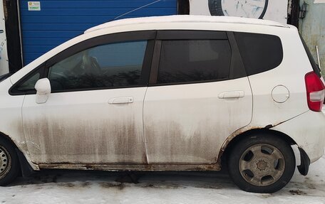 Honda Fit III, 2002 год, 150 000 рублей, 2 фотография