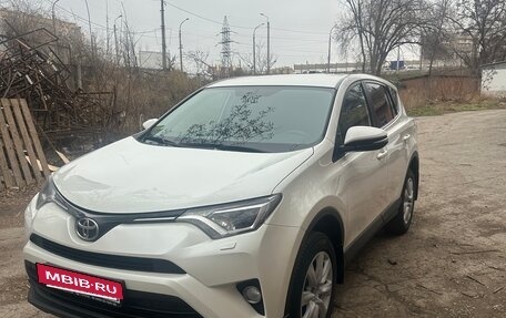 Toyota RAV4, 2016 год, 2 048 000 рублей, 8 фотография