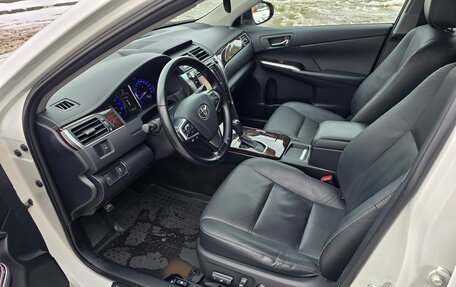 Toyota Camry, 2016 год, 2 080 000 рублей, 24 фотография