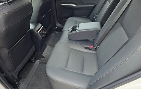 Toyota Camry, 2016 год, 2 080 000 рублей, 32 фотография