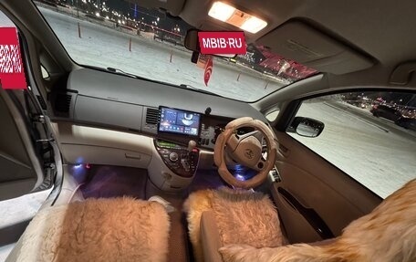 Toyota ISis I, 2013 год, 1 550 000 рублей, 5 фотография