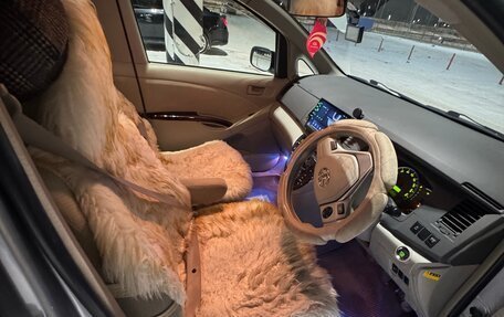 Toyota ISis I, 2013 год, 1 550 000 рублей, 16 фотография