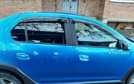 Renault Logan II, 2019 год, 1 430 000 рублей, 3 фотография