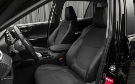 Toyota RAV4, 2021 год, 3 670 000 рублей, 11 фотография