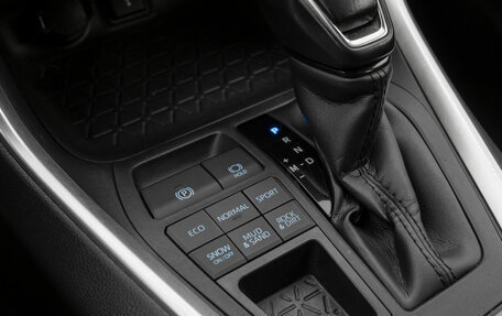 Toyota RAV4, 2021 год, 3 670 000 рублей, 19 фотография