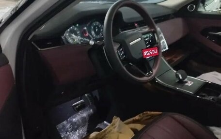 Land Rover Range Rover Evoque II, 2025 год, 7 495 000 рублей, 5 фотография