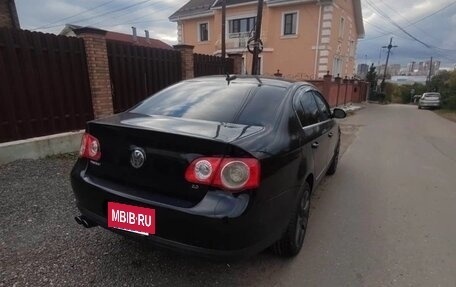 Volkswagen Passat B6, 2005 год, 670 000 рублей, 4 фотография