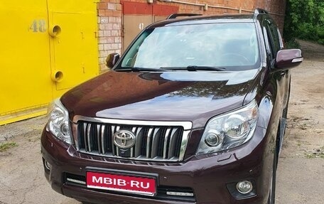 Toyota Land Cruiser Prado 150 рестайлинг 2, 2011 год, 3 200 000 рублей, 1 фотография