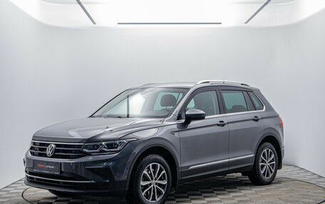 Volkswagen Tiguan II, 2021 год, 3 600 000 рублей, 1 фотография