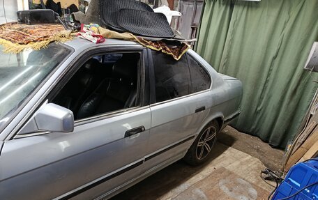 BMW 5 серия, 1990 год, 250 000 рублей, 3 фотография