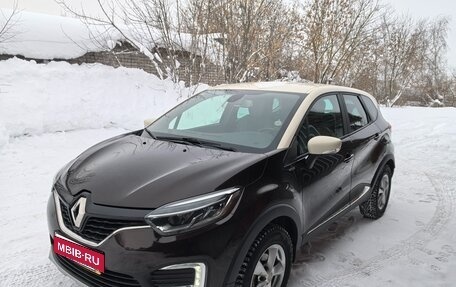 Renault Kaptur I рестайлинг, 2018 год, 1 800 000 рублей, 1 фотография