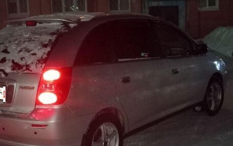 Toyota Nadia, 2000 год, 850 000 рублей, 4 фотография