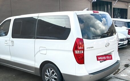 Hyundai H-1 II рестайлинг, 2021 год, 3 799 000 рублей, 4 фотография