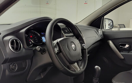 Renault Logan II, 2016 год, 680 000 рублей, 20 фотография