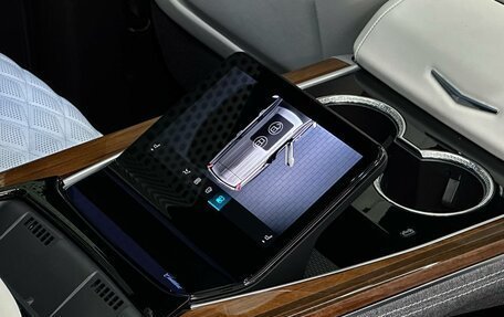 Cadillac Escalade V, 2025 год, 23 000 000 рублей, 35 фотография