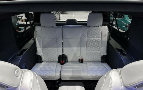 Cadillac Escalade V, 2025 год, 23 000 000 рублей, 38 фотография