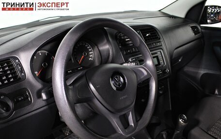 Volkswagen Polo VI (EU Market), 2015 год, 897 000 рублей, 11 фотография
