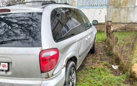 Dodge Caravan IV, 2004 год, 300 000 рублей, 2 фотография