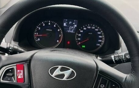 Hyundai Solaris II рестайлинг, 2015 год, 799 000 рублей, 6 фотография