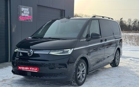 Volkswagen Multivan, 2023 год, 6 700 000 рублей, 2 фотография