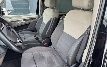 Volkswagen Multivan, 2023 год, 6 700 000 рублей, 16 фотография