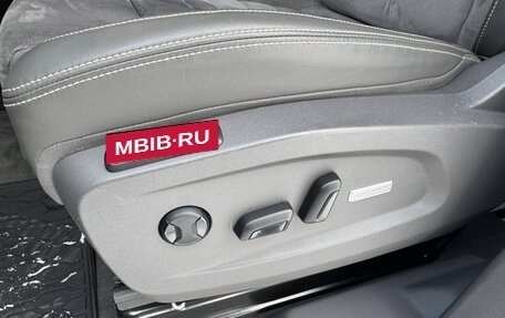 Volkswagen Multivan, 2023 год, 6 700 000 рублей, 22 фотография