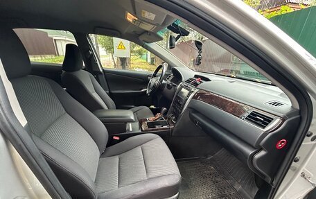 Toyota Camry, 2016 год, 2 100 000 рублей, 2 фотография