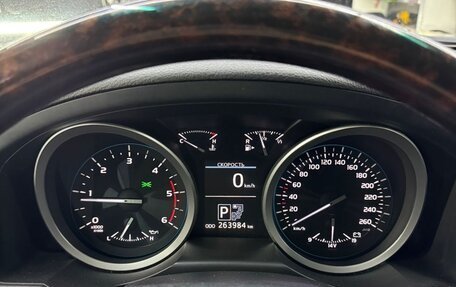 Toyota Land Cruiser 200, 2012 год, 4 200 000 рублей, 3 фотография