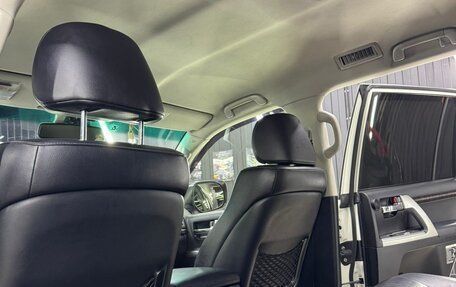 Toyota Land Cruiser 200, 2012 год, 4 200 000 рублей, 5 фотография