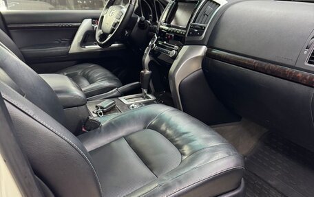 Toyota Land Cruiser 200, 2012 год, 4 200 000 рублей, 10 фотография