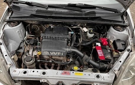 Toyota Yaris I рестайлинг, 1999 год, 320 000 рублей, 4 фотография