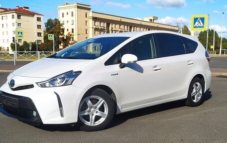 Toyota Prius v (+) I (ZVW40/41) рестайлинг, 2019 год, 2 750 000 рублей, 7 фотография