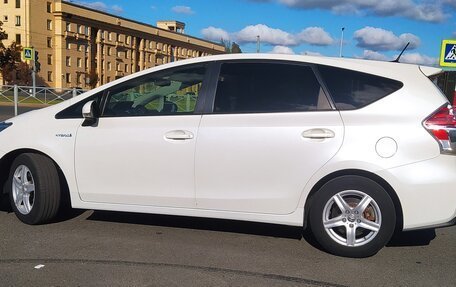 Toyota Prius v (+) I (ZVW40/41) рестайлинг, 2019 год, 2 750 000 рублей, 6 фотография