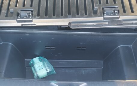 Toyota Prius v (+) I (ZVW40/41) рестайлинг, 2019 год, 2 750 000 рублей, 33 фотография