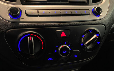 Hyundai Solaris II рестайлинг, 2018 год, 1 399 000 рублей, 13 фотография