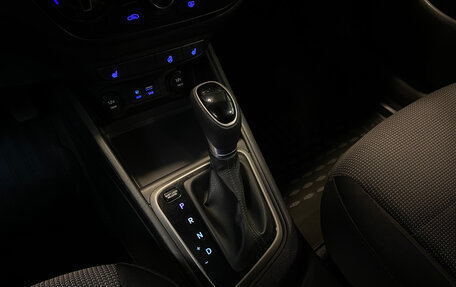 Hyundai Solaris II рестайлинг, 2018 год, 1 399 000 рублей, 14 фотография