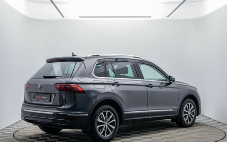 Volkswagen Tiguan II, 2021 год, 3 600 000 рублей, 5 фотография