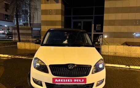 Skoda Fabia II, 2013 год, 710 000 рублей, 2 фотография